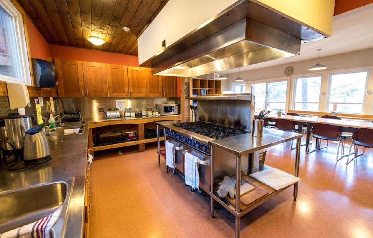 Canmore Alpine Hostel - Alpine Club Of Canada Dış mekan fotoğraf