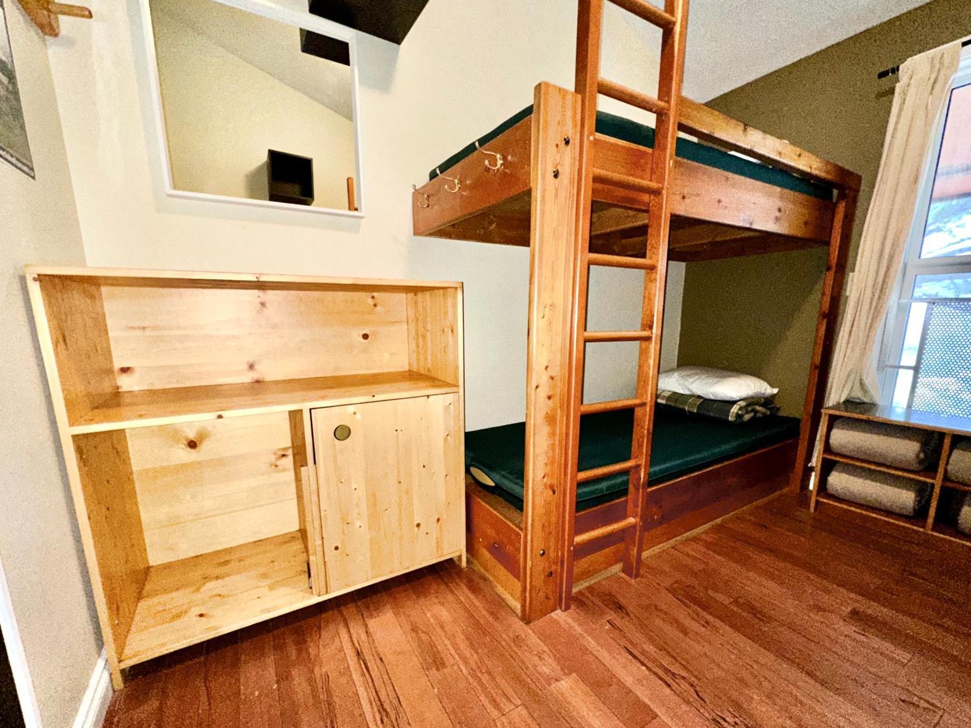 Canmore Alpine Hostel - Alpine Club Of Canada Dış mekan fotoğraf